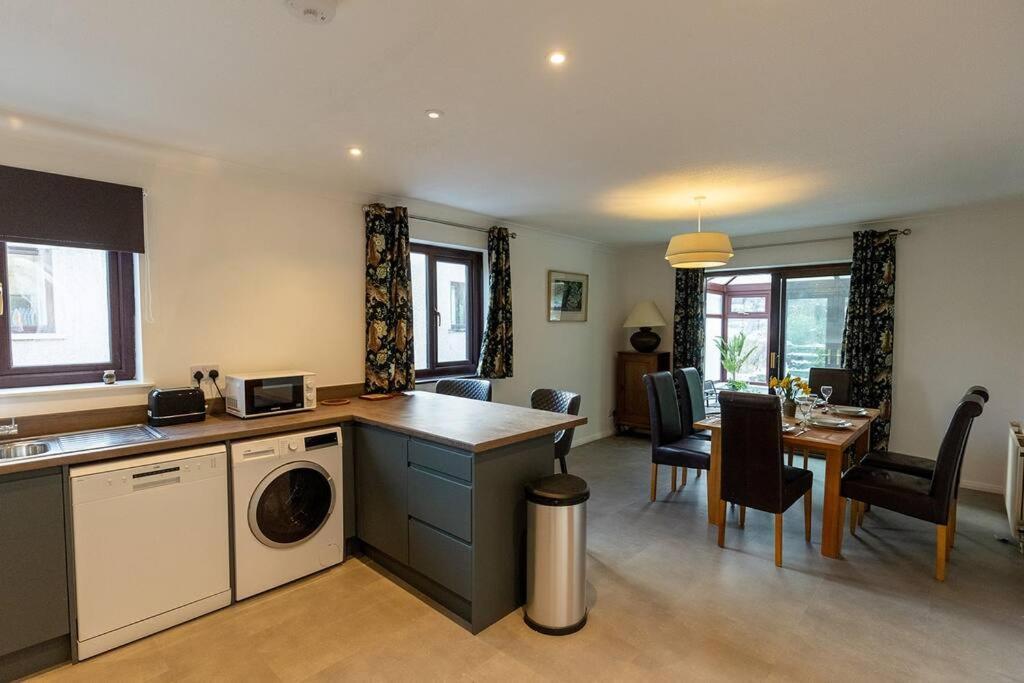 Underwood Cottage - Peaceful House In Kendal With Views Of Cumbria Exteriör bild